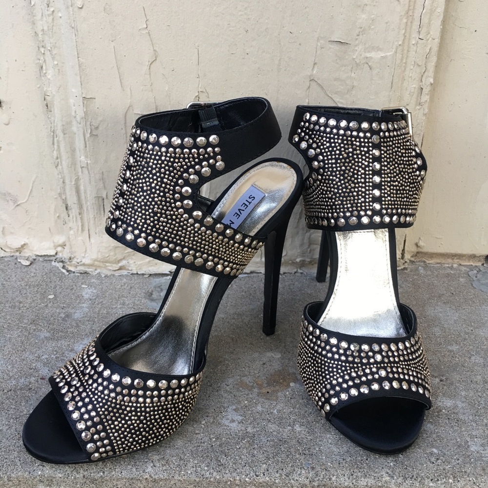 Steve Madden 4 inch heels in style Halyn size 8